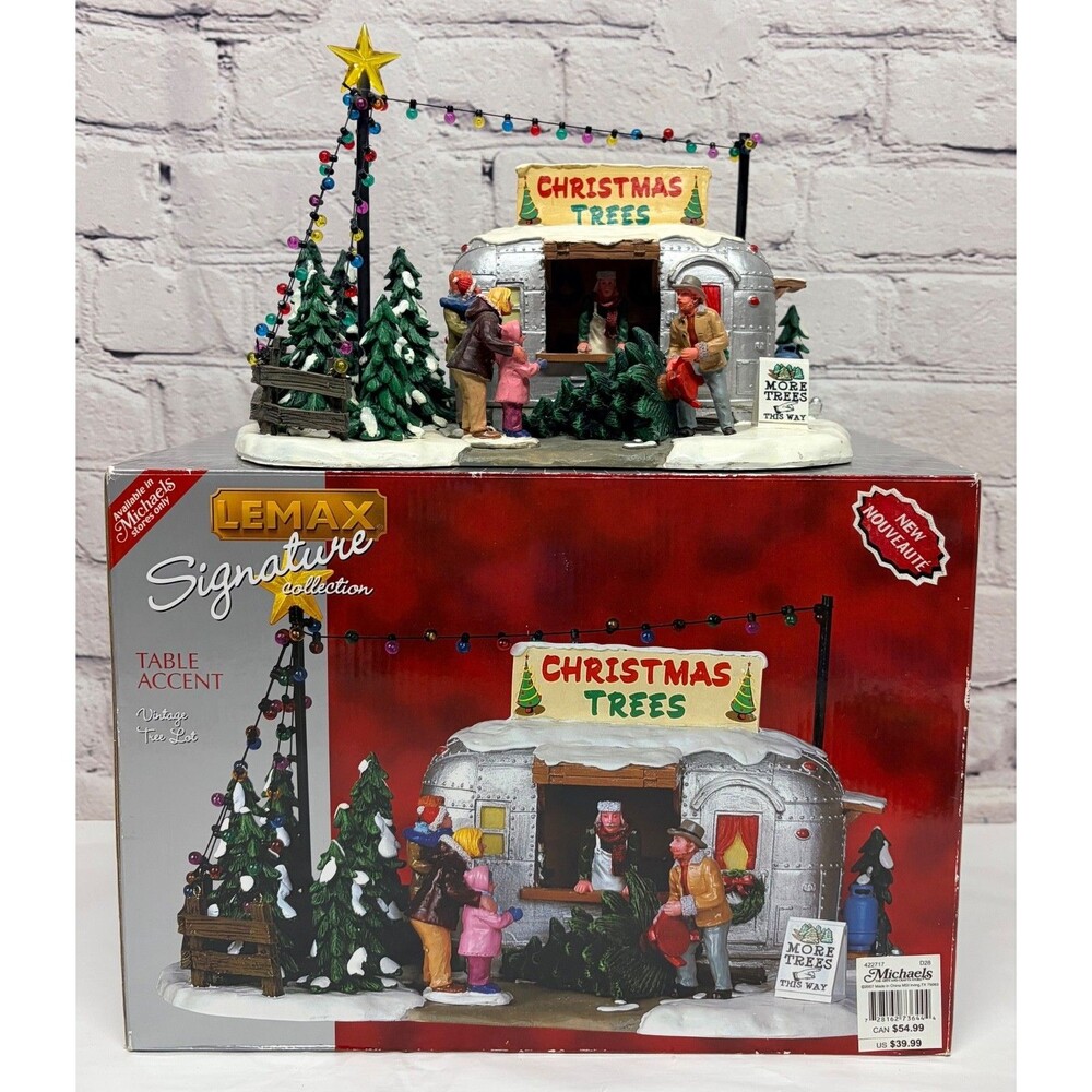 Lemax  Vintage Tree Lot Christmas Village Table Accent 73644 W/box